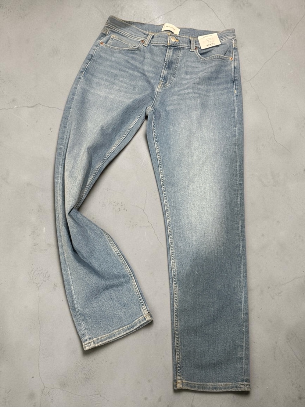 NWT Fabletics The Slim Fit Jean Modern Stretch "Santa Cruz - Med Wash" 32x32